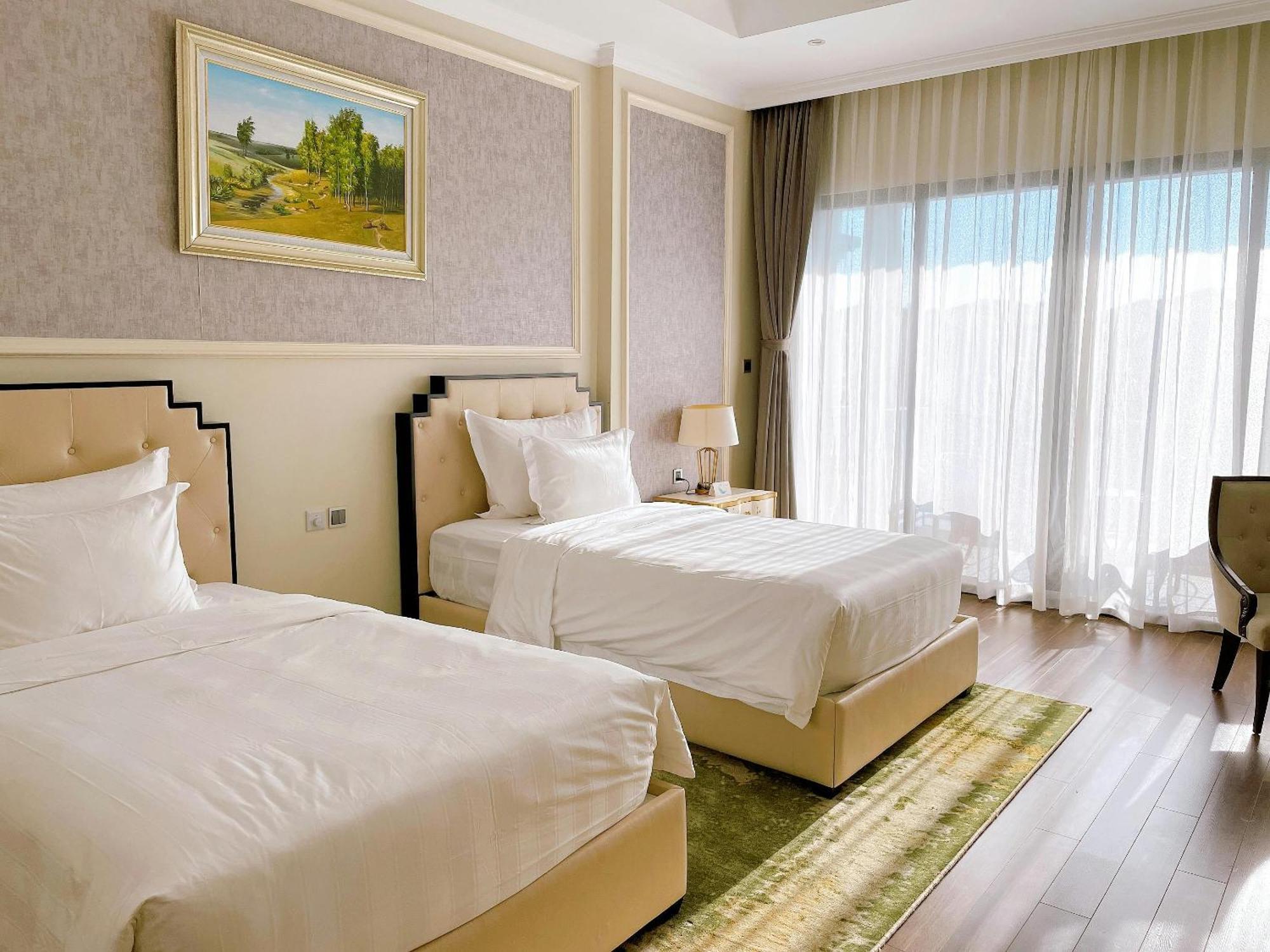 Asian Plaza Hotel New Delhi